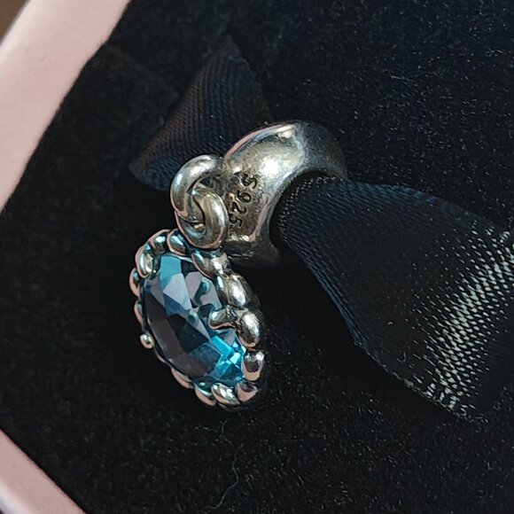 Authentic Retired Pandora Cool Breeze Dangle Bead with Blue Topaz - 791021BTP - Picture 4 of 6